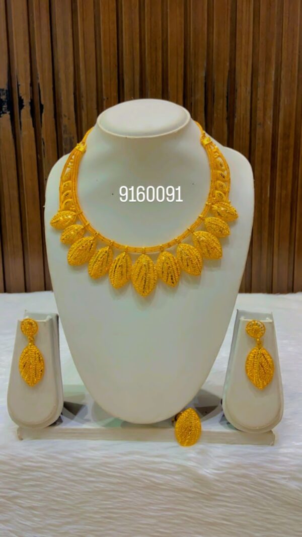 gold platted bijoux jewellery set for women