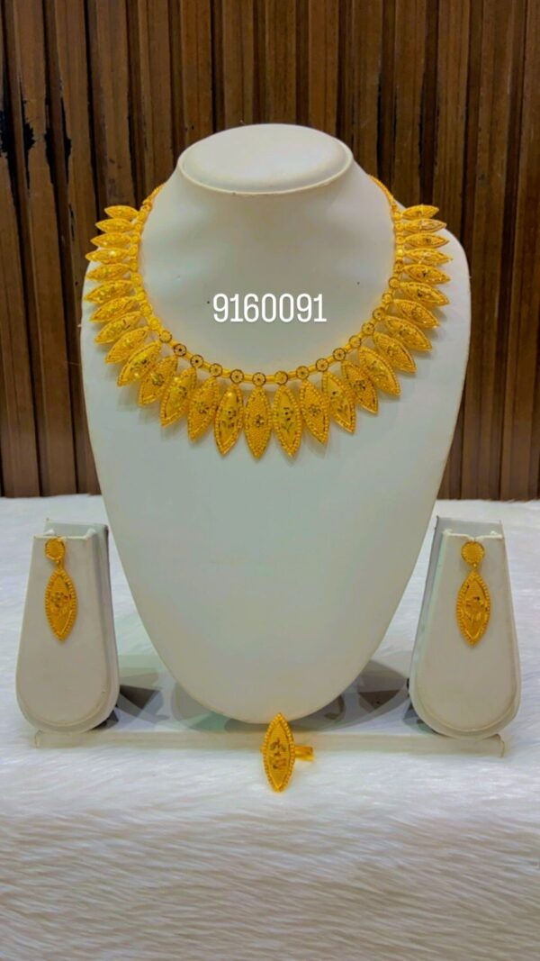 gold platted bijoux jewellery set for women