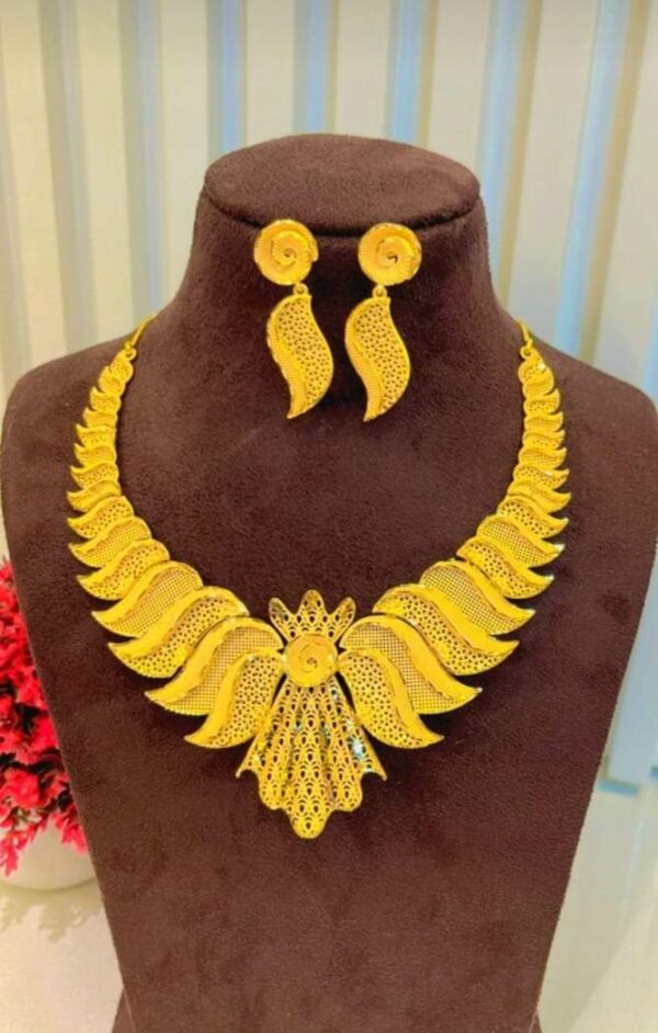 gold plated bijoux jewellery set for women